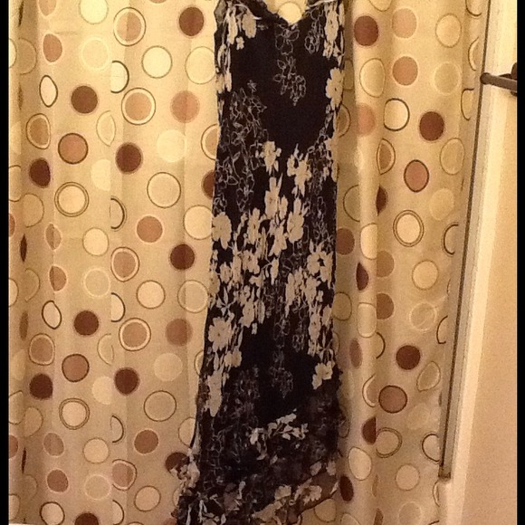 Black evening dress - Picture 1 of 3