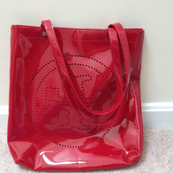 🎉SALE! Tory Burch tote 🎉