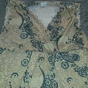 @ritaw1983??BUNDLE??  5 tops