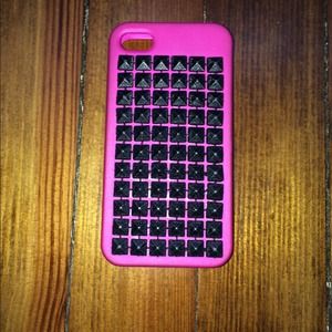 Pink iPhone 4s case with black studs