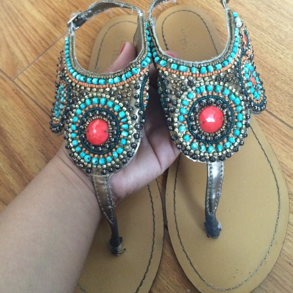 Beautiful color beading sandals
