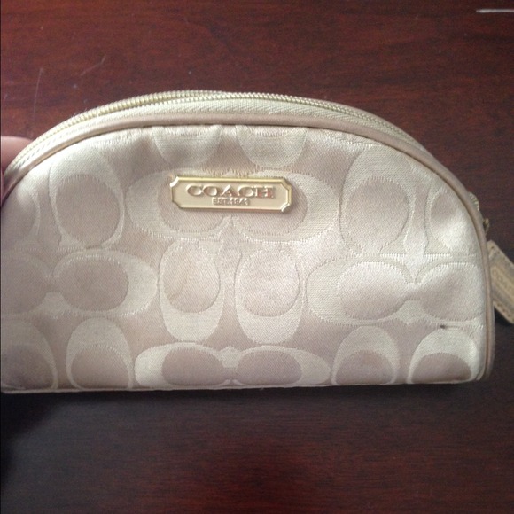 Coach make-up bag - Picture 2 of 4
