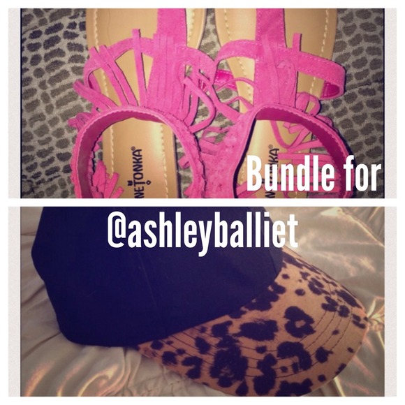 Sandals & hat bundle