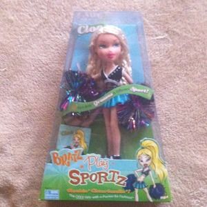 ⚠️Traded. Cloe bratz play sports