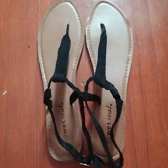 Wet seal sandles! - Picture 1 of 3