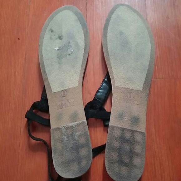 Wet seal sandles! - Picture 2 of 3