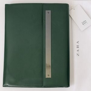 💎 HP 7-25 Zara clutch with snake chain (green)