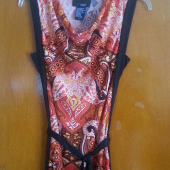 *REDUCED* Summer Dress - Picture 2 of 2