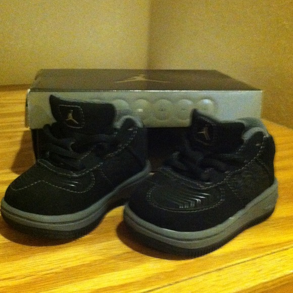 New in box black infants' Nikes