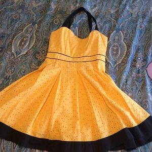 🐝 yellow and black BEBE dress