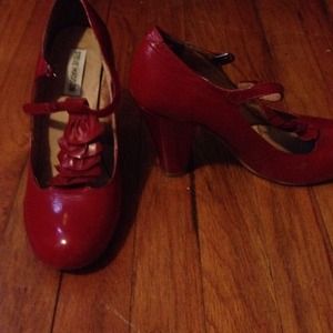 Red shoes like new FINAL PRICE!