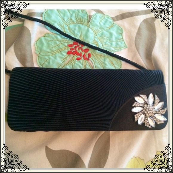 Vintage inspired BLACK CLUTCH