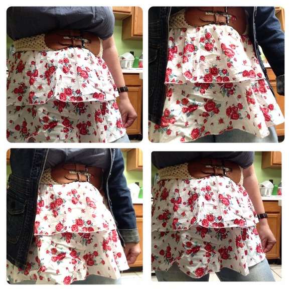 Pretty strapless top with belt - Picture 4 of 4