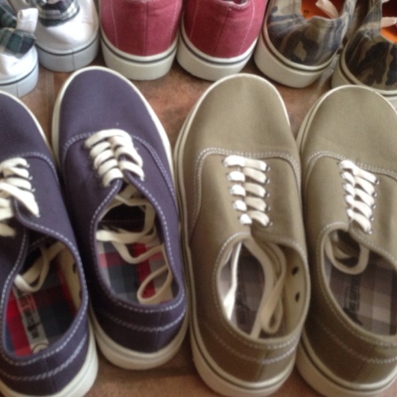 Shoe - Picture 4 of 4