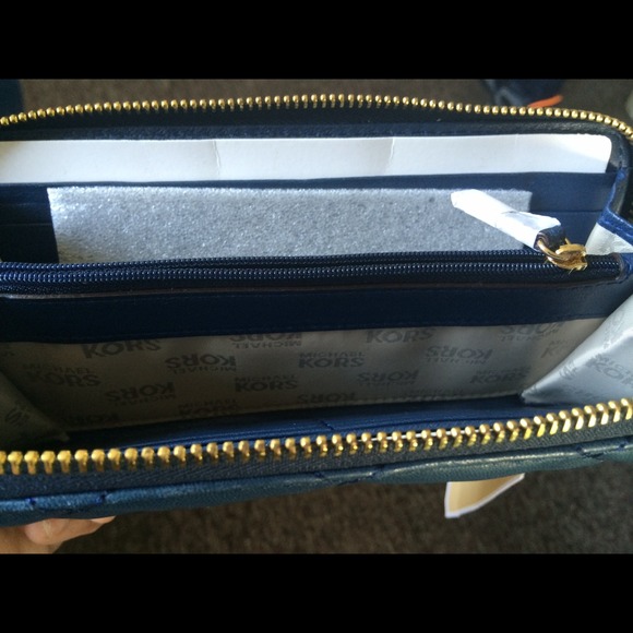 Wallet - Picture 2 of 2