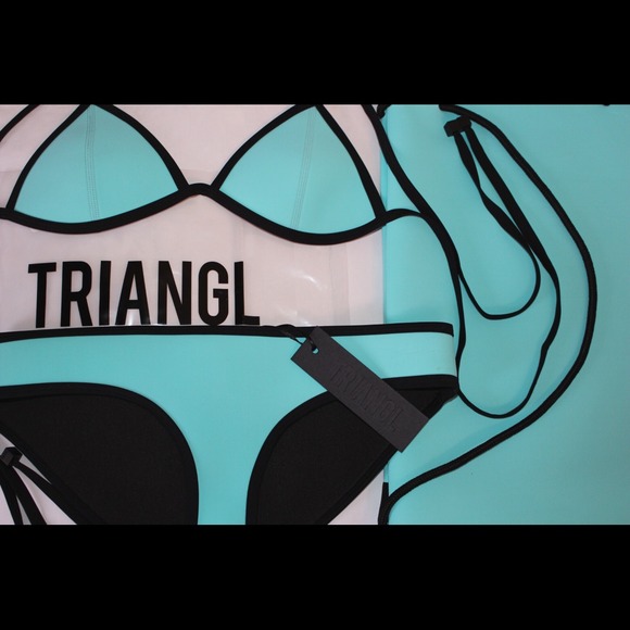 Santa Rosa splash Triangl bikini