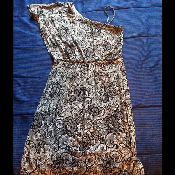 💋Black and white floral dress - Picture 2 of 3