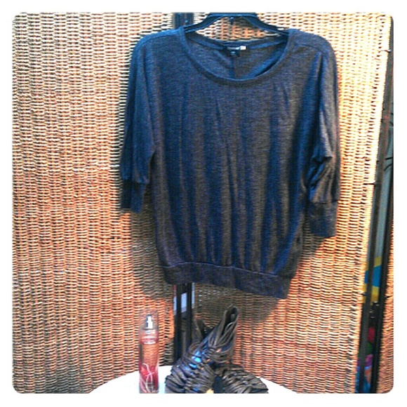 Womens 3/4 Sleeves Knitted Top