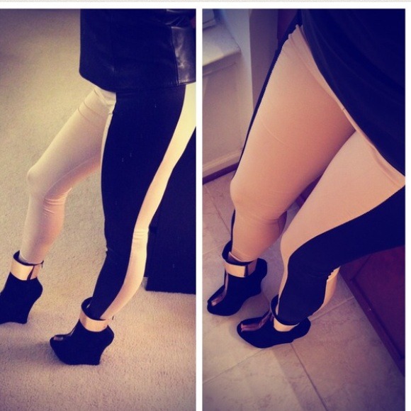 Nude faux leather legging pants - Picture 2 of 3