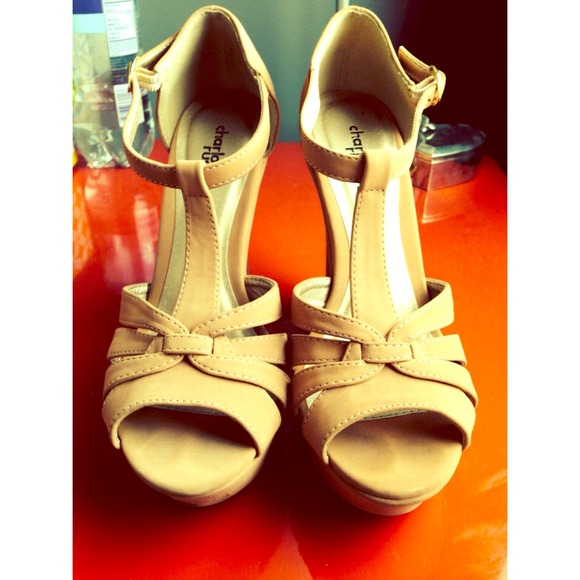 Perfect condition Nude/ light pink wedges