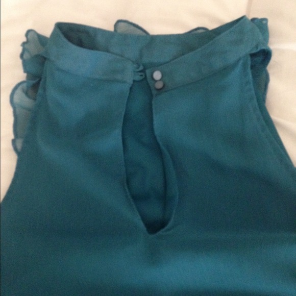 Teal blue top - Picture 3 of 3