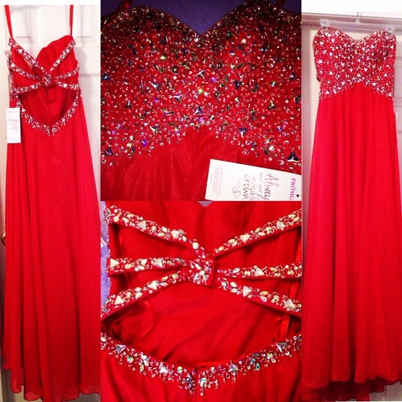 Beautiful Red dress purchased from Promgirl.com