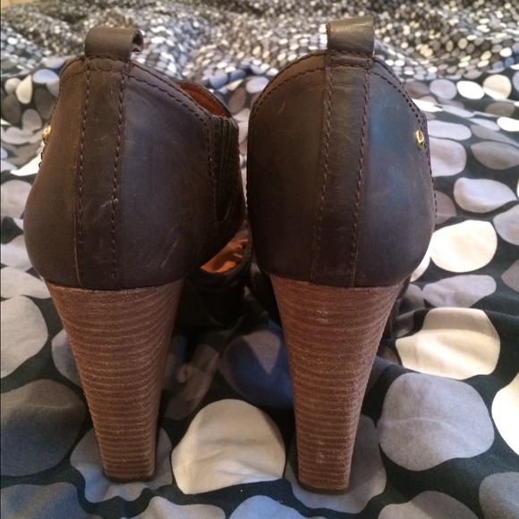 ⛔️SOLD⛔️Lucky Brand Brown Wedgesv - Picture 3 of 4
