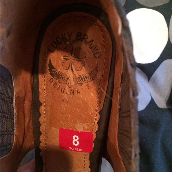 ⛔️SOLD⛔️Lucky Brand Brown Wedgesv - Picture 4 of 4