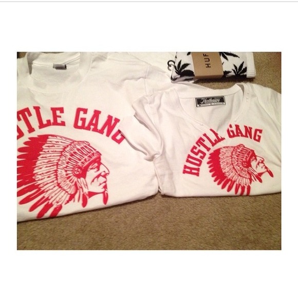 BITH SIZE M women's can fit XS but a true M