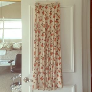 Brandy Melville || John Galt floral pants