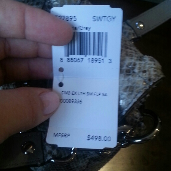 🎉HP 11/22🎉 100% authentic COACH NWT - Picture 2 of 4