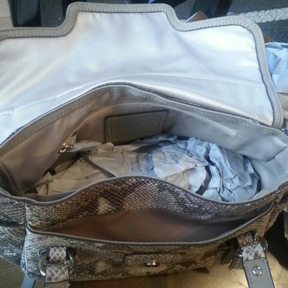 🎉HP 11/22🎉 100% authentic COACH NWT - Picture 4 of 4