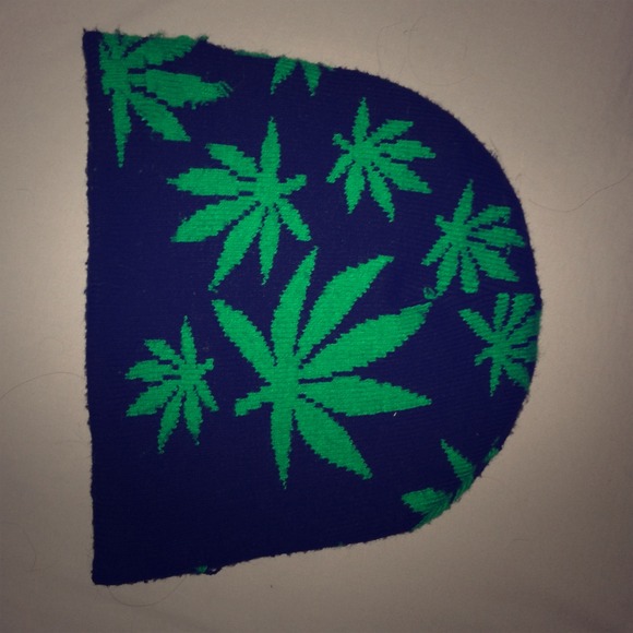 Pot Leaf Beanie
