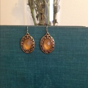 Gold dangling earrings