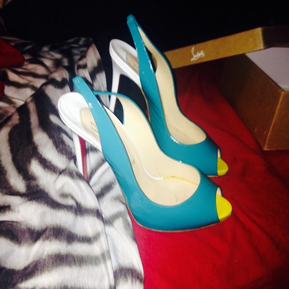 Authentic red bottoms Christian loub!! - Picture 3 of 4