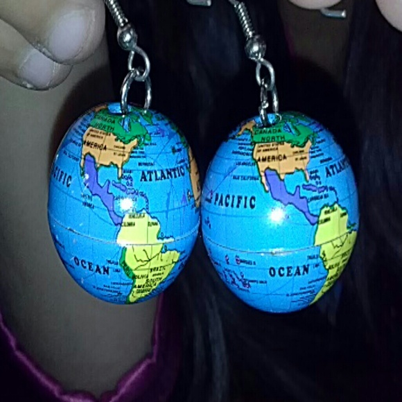 Globe earrings!! - Picture 2 of 2
