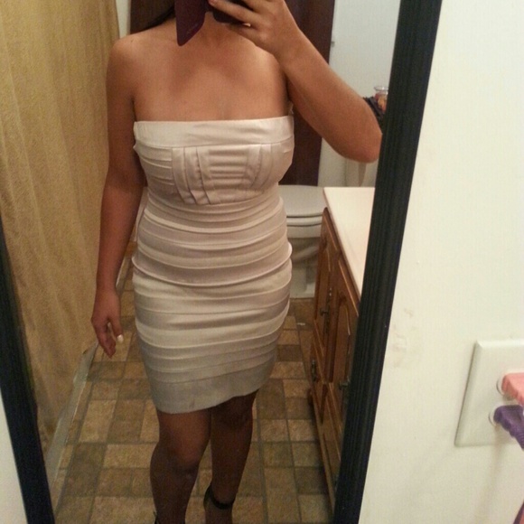 Strapless dress