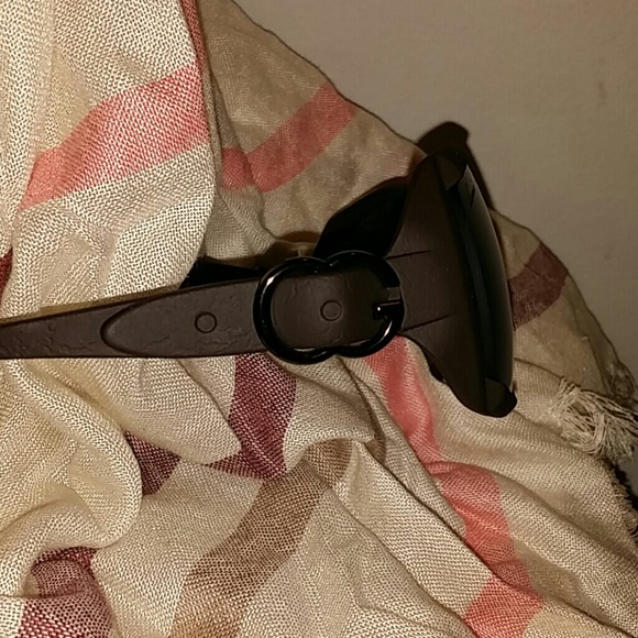 Glamor Shades - Picture 2 of 3