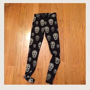 H&M skull leggings