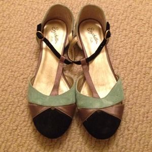 Seychelles flats size 9