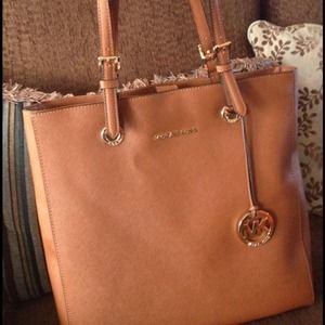 FOR @dymps MK Handbag