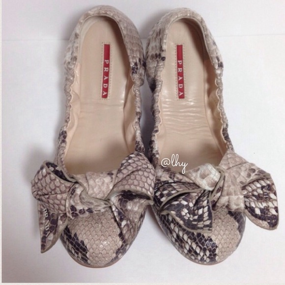 PRADA SPORT BOW FLATS - SNAKEPRINT - IT38 - Picture 2 of 4