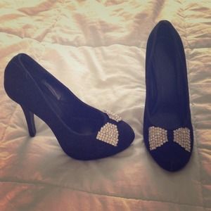 Black Velvet Heels With Jeweled Bows