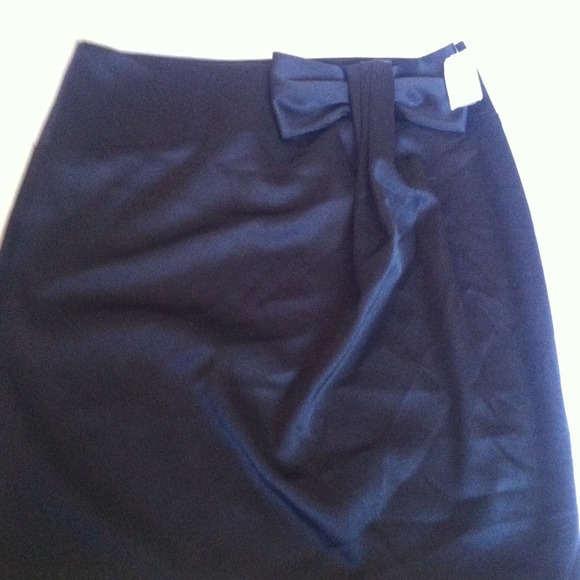 Gorgeous Marina Couture now skirt - size 12