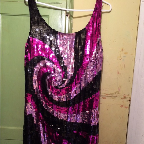 Sequence dress - Picture 2 of 2