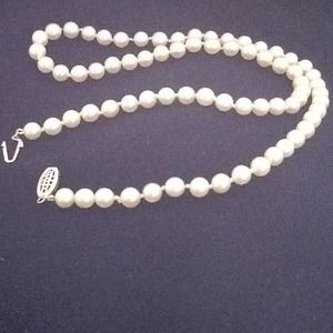 Cultured pearls with 10k clasp