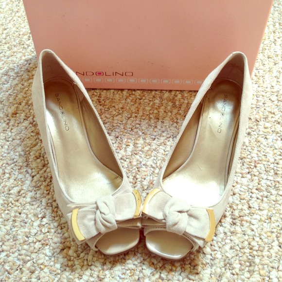 Suede Wedges with Box