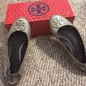 Silver size 7 Authentic Tory Burch Flats