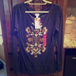 Navy long sleeved shirt