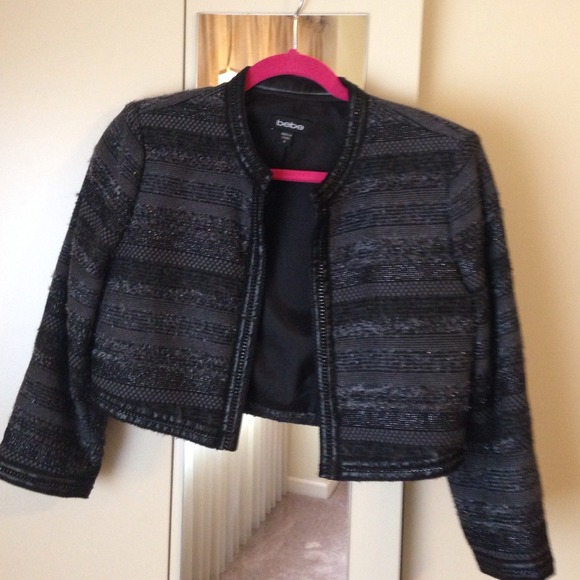 Bebe Crop blazer